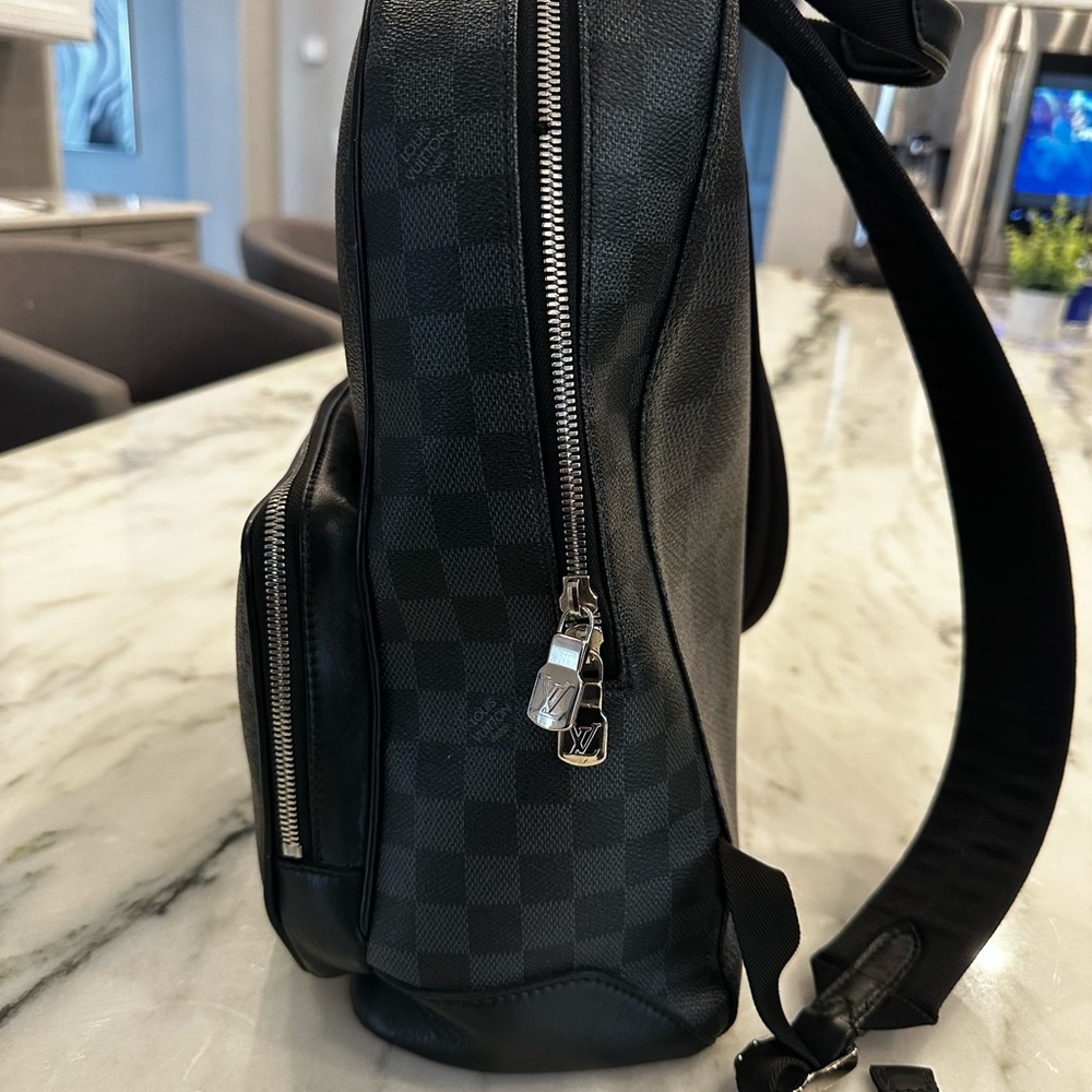 Louis Vuitton Backpack - Picture 3 of 3